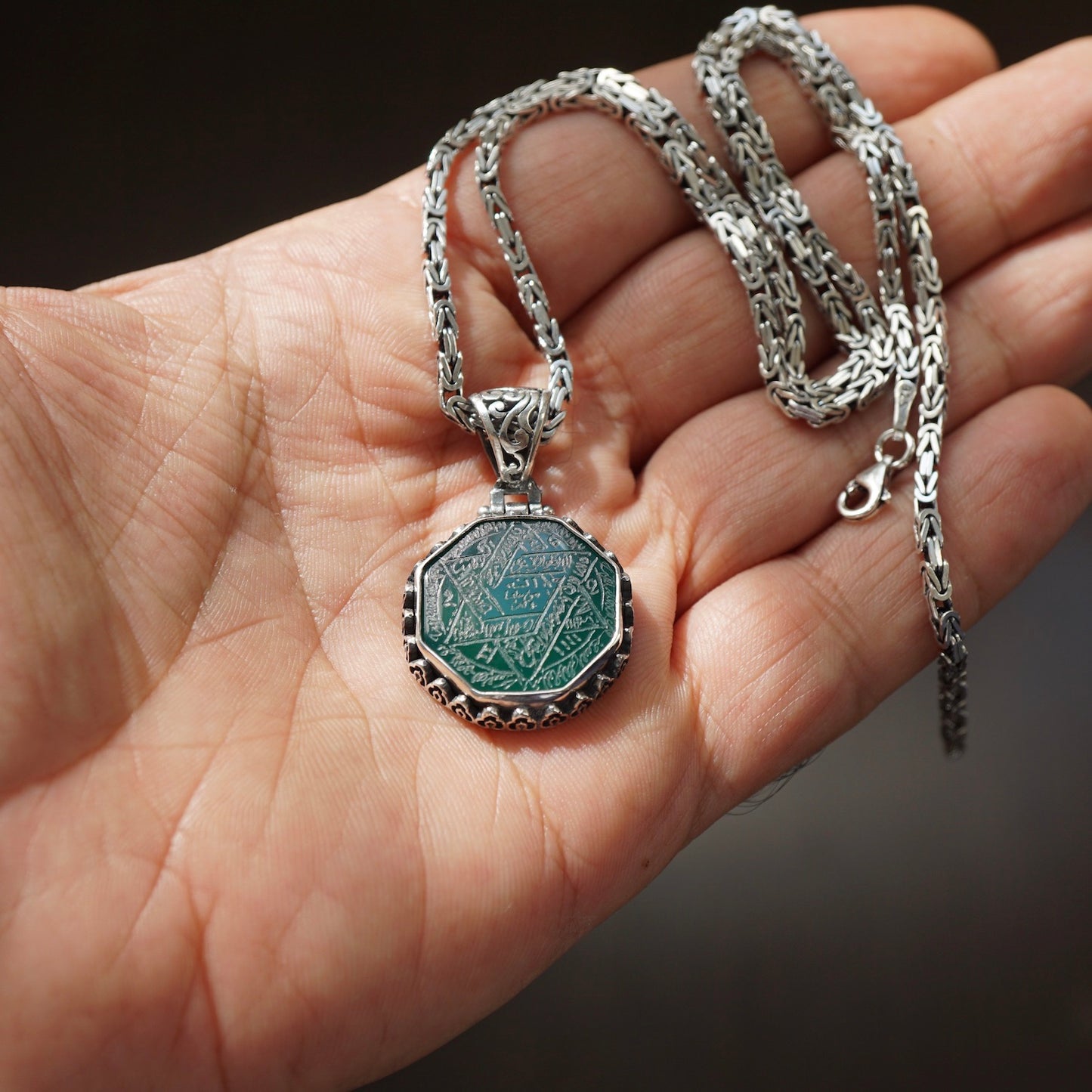 Seal of Solomon Talisman Pendant Hand-engraved Green Agate natural Aqeeq Silver 925 King's Chain