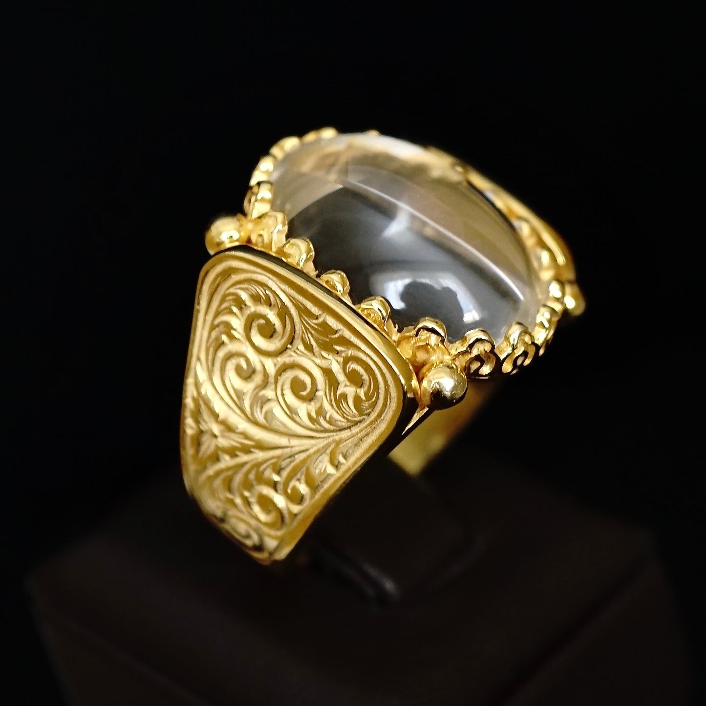 Ring Gold Crystal Quartz Durr Al Najaf engraved 18K yellow Handmade Unique Jewelry
