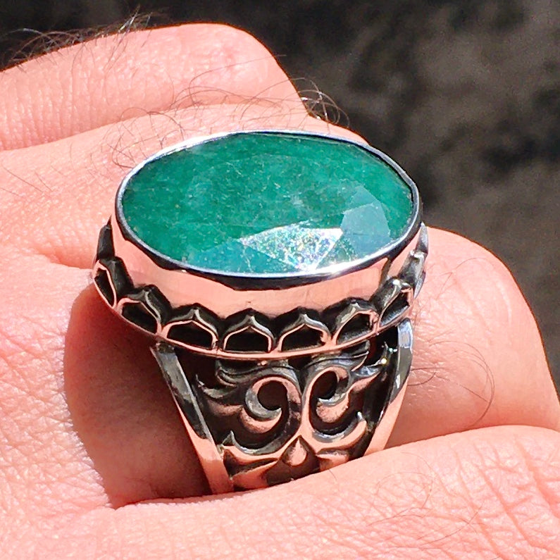 Handgemachter Ring natürlicher großer Smaragd einzigartiger türkischer Schmuck Sterlingsilber 925 